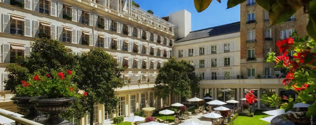 ホテル ル ブリストル パリ 画像