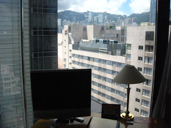 外の風景画像